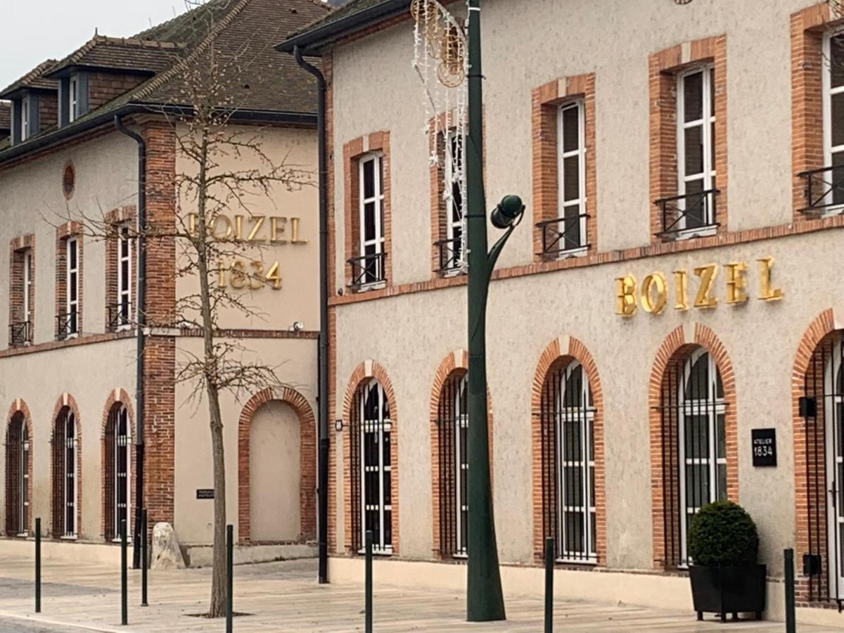 L Oote Appart Épernay Exterior foto